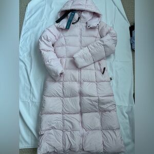 Aritzia Magnolia supersnug puff medium nwt